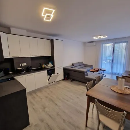 Διαμέρισμα Premium 2 Bedroom Flat At Millennium 2 *