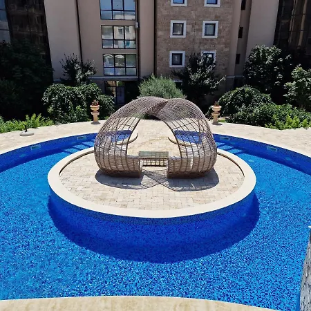 Apartment Premium 2 Bedroom Flat At Millennium 2
